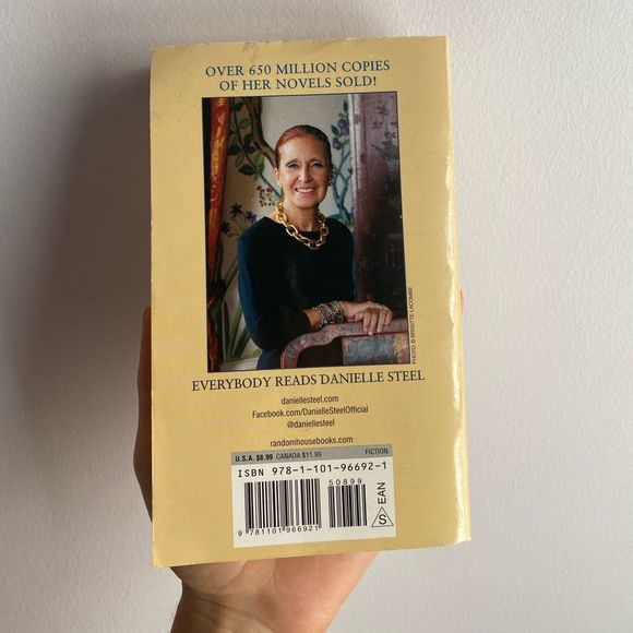 Precious Gifts by Danielle Steel - Picture 2 of 2